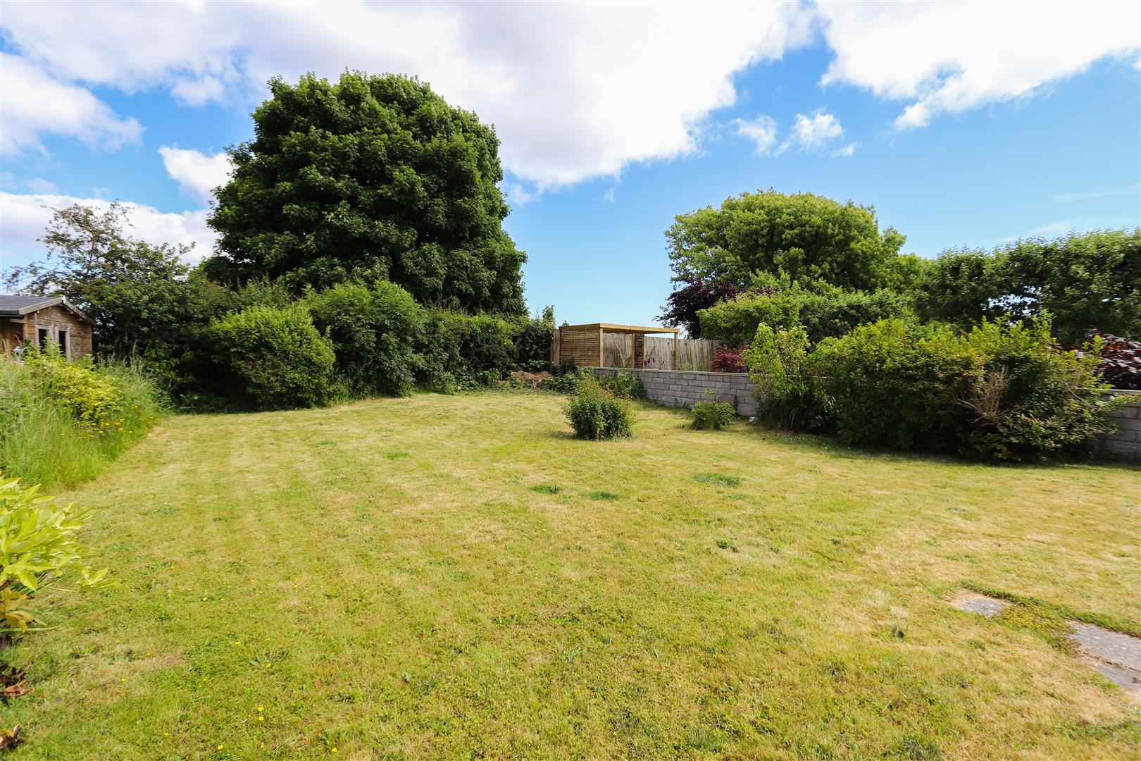 Colcot Road, Barry Knights Estate Agents